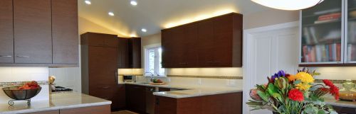 Warm kitchen cabinets